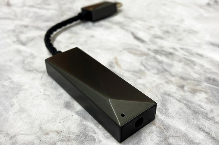  【試聴レビュー】Astell＆Kern（アステルアンドケルン）の新展開！小さなボディに”AK魂”を詰め込んだ小型USB-DAC・PEE51登場 ブログイメージ