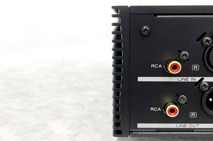 TEAC UD-701N 待望のフルサイズUSB-DACの特徴とは？UD-505と比較