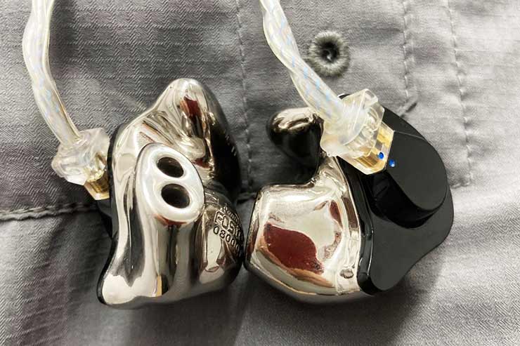 FitEar・須山社長所有のDC Ti
