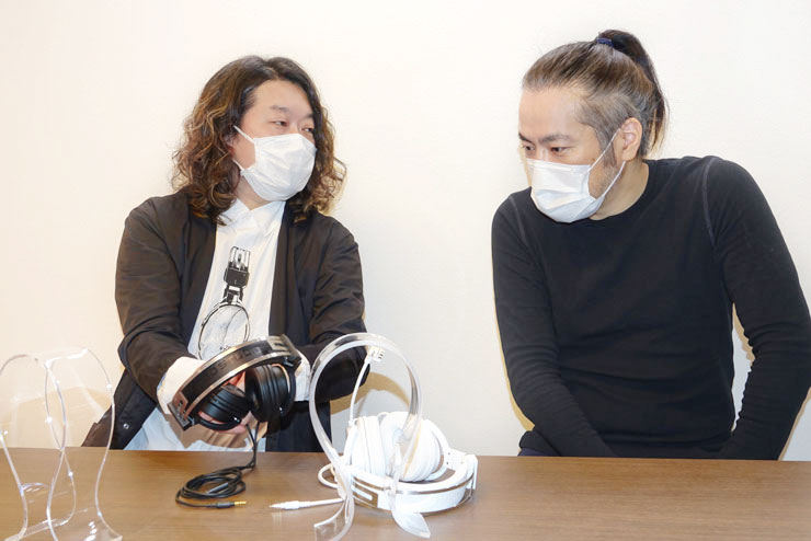 ひと目で兄弟機とわかるデザインに