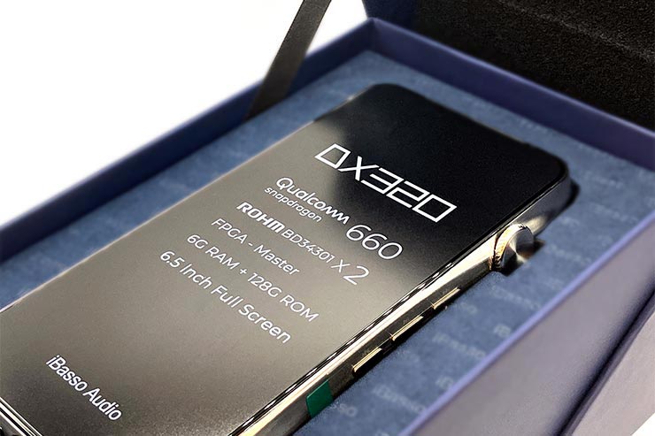 DX320 Edition Xケース入りの画像