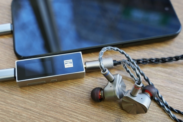 iBasso Audio DC04Ultra × iBasso Jr. Cookie Ti | iBasso Audioの最新ドングルDACとイヤホンでロックを聴く！一覧用画像