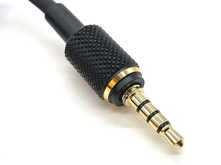 737_plug.webp