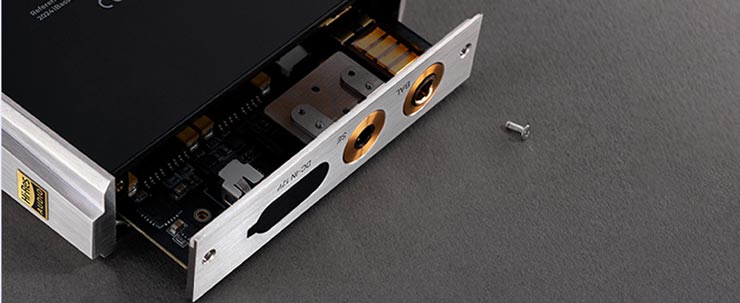 DX340は交換式アンプモジュールにも対応