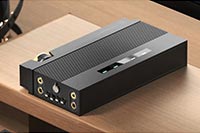LUXURY&PRECISION EA4