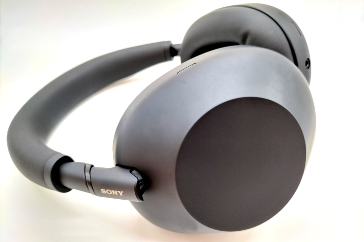 SONY WH-1000XM6 レビュー | 音質・ノイキャンが進化！その完成度を専門店スタッフが前モデルと比較します