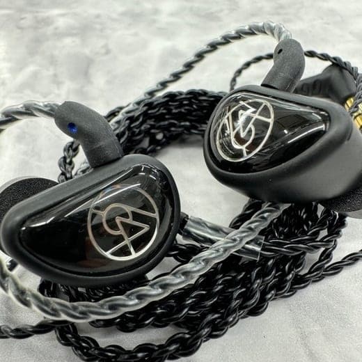 64 AUDIO Aspire 4の画像