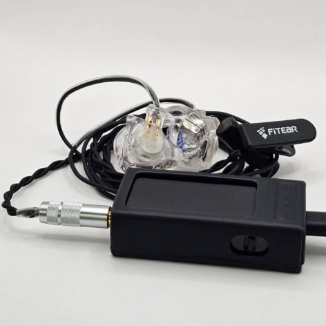 FIIO QX13の画像