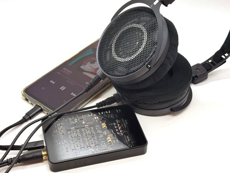 Questyle SIGMAとATH-R70xaの画像