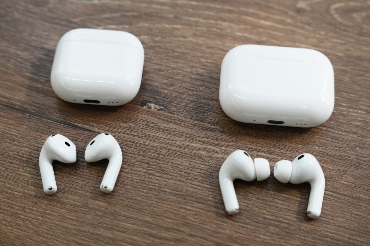 AirPods Pro 3とAirPods 4の画像