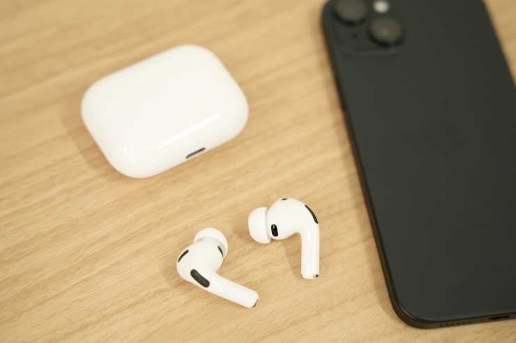 AirPods Pro（第3世代）とiPhoneを接続している画像