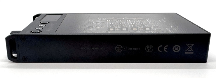 SIGMA Proの側面の画像