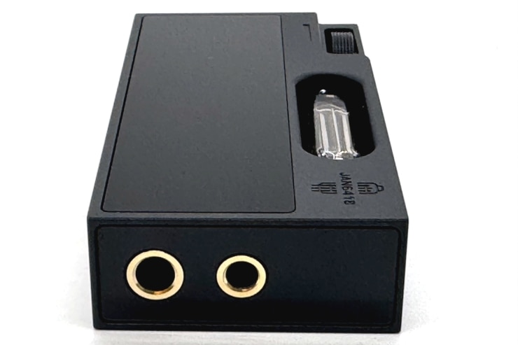 Shanling UA7本体下部の画像