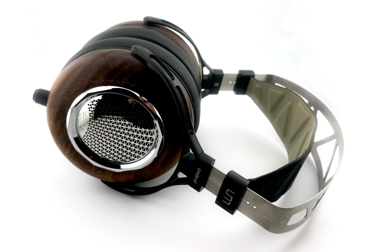 Unique Melody Umbral レビュー | ブランド初のヘッドホン！高域が響き渡るライブ音源向けウォームサウンド