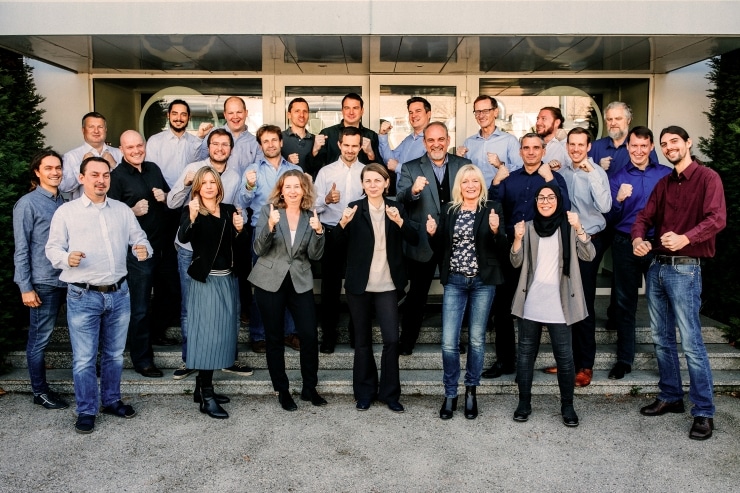 Austrian Audioのスタッフの本体画像