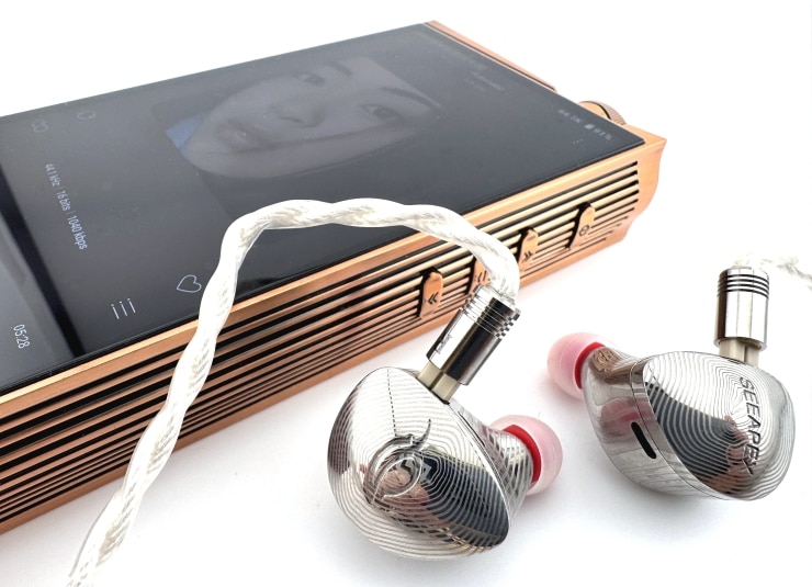 EvoOne CuとMOBIUS i GVの画像