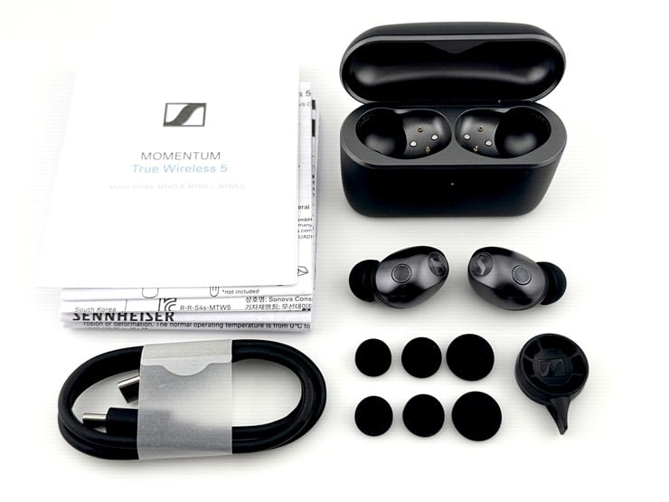 MOMENTUM True Wireless 5の内容物
