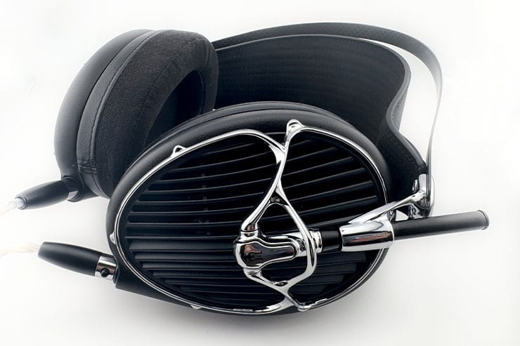 Meze Audio ARTA レビュー | デザイン性と音質をハイレベルで両立したフラッグシップヘッドホン