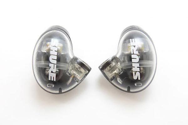 SHURE イヤホン(新品)メージ