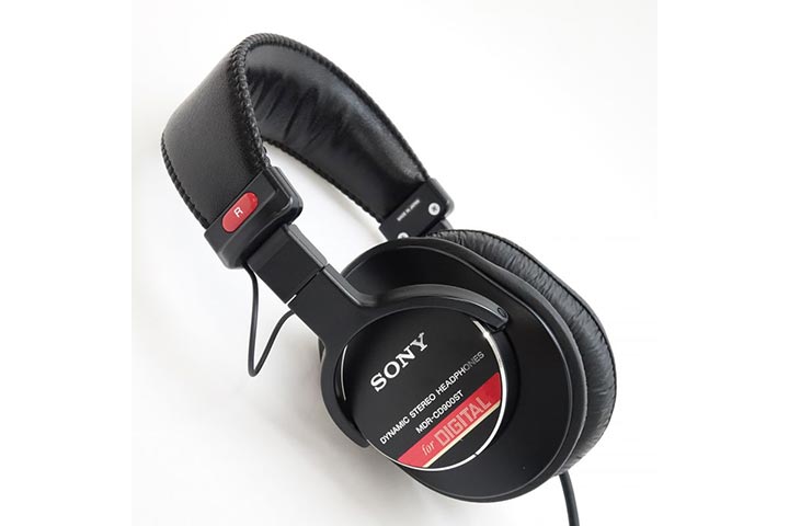 有線モニターヘッドホン「MDR-CD900ST」画像