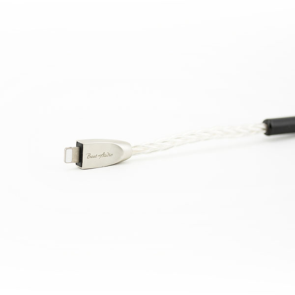 Prima Donna 8-Wired Lightning to 3.5mm Adapter Cable