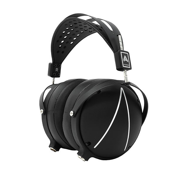 LCD-2 Closed-Back