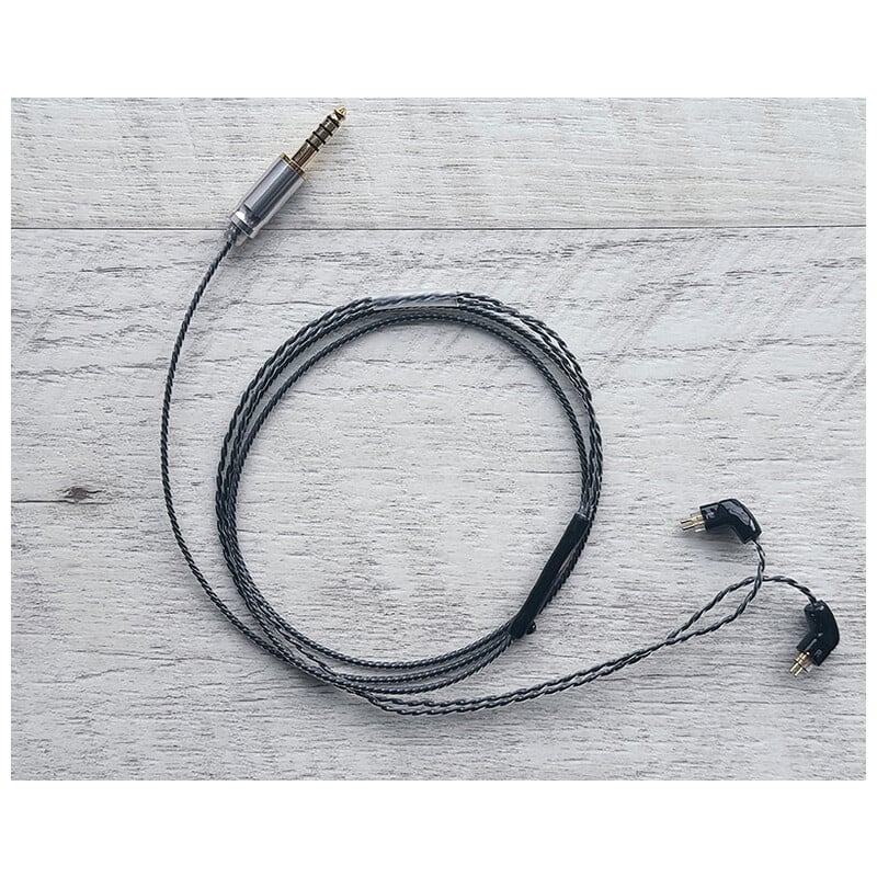 Black Diamond Vier / 4.4mm 5極 AEC製金メッキプラグ / Custom 2pin / ロゴ＆イヤーコネクタアートワーク ブラックキュービックジルコニア装飾