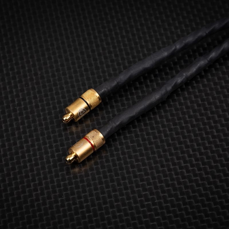YATONO 8wire-Ultimate- 5極Φ4.4mm ストレートプラグ-PentaconnEar YTN8U-S544-PE