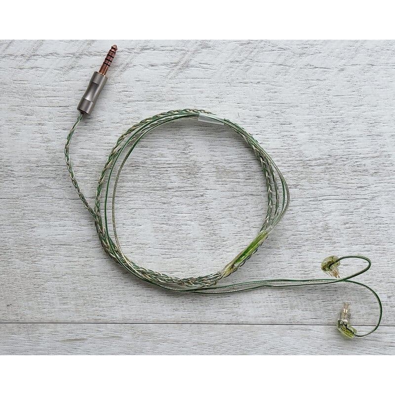 Vintage No.053 PERELMAN / 4.4mm 5極 トープラ販売製 CINQBES 純銅材 無メッキプラグ / Custom 2pin / ロゴ＆イヤーコネクタアートワーク
