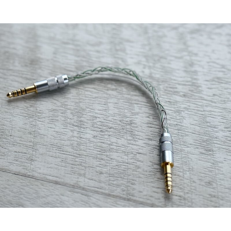 Liberty Bell IC / IN : 4.4mm 5極 オヤイデ製 金メッキプラグ OUT : 4.4mm 5極 オヤイデ製 金メッキプラグ