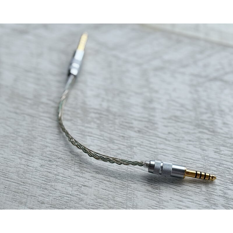PERELMAN IC / IN : 4.4mm 5極 オヤイデ製 金メッキプラグ OUT : 4.4mm 5極 オヤイデ製 金メッキプラグ