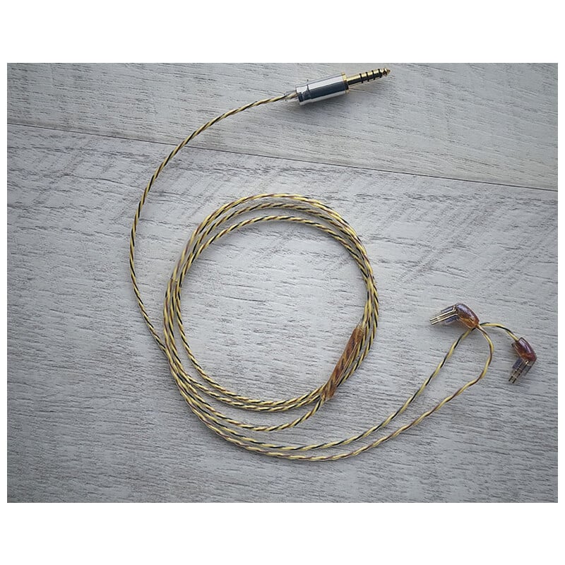 Harvest Moon / 4.4mm 5極 AEC製金メッキプラグ / Custom 2pin / ロゴ＆イヤーコネクタアートワーク ホワイトムーンストーン装飾