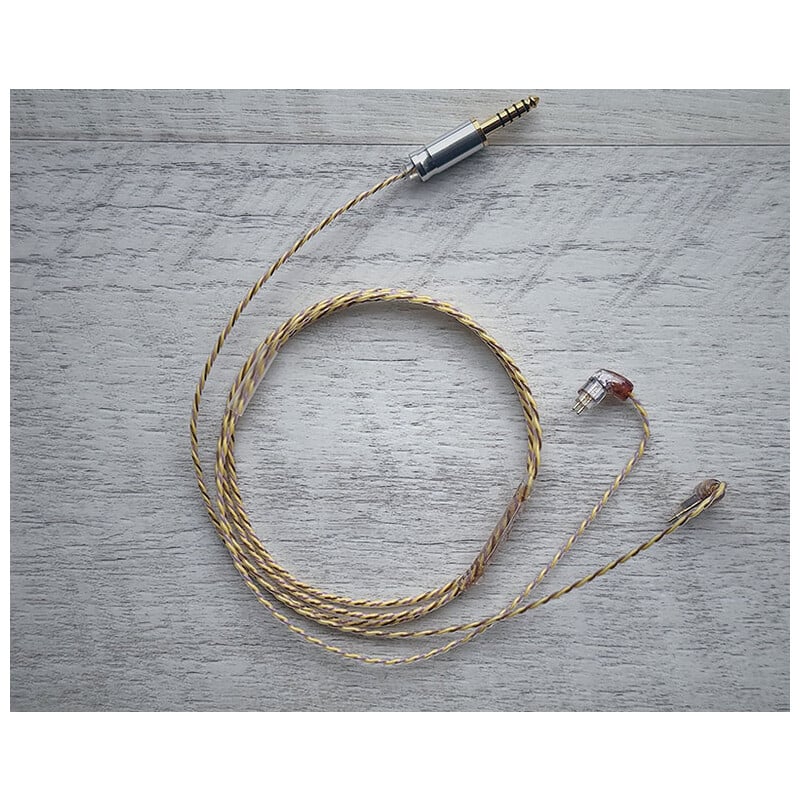 Harvest Moon-Type Bush Clover- / 4.4mm 5極 AEC製金メッキプラグ / Custom 2pin / ロゴ＆イヤーコネクタアートワーク ホワイトムーンストーン装飾