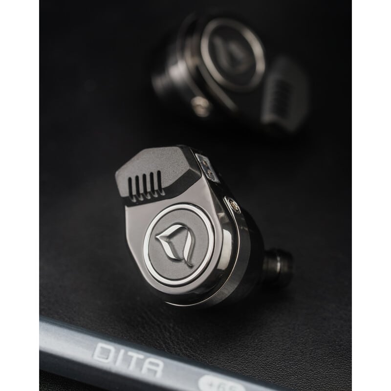 VENTURA(2025年11月7日発売予定)