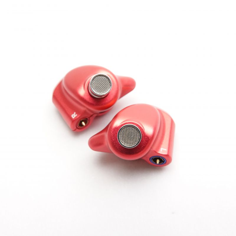 acoustune HS1300SS RED 超美品新品同様品 Acoustune HS1300SS」 上位モデルを継承しつつより使いやすい
