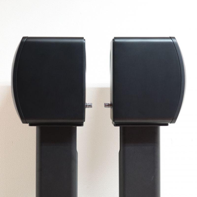LS50 Meta/Carbon Black