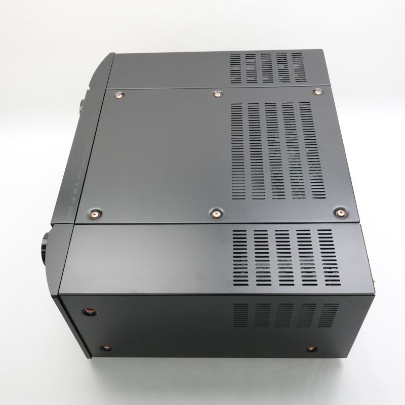 AV8802A