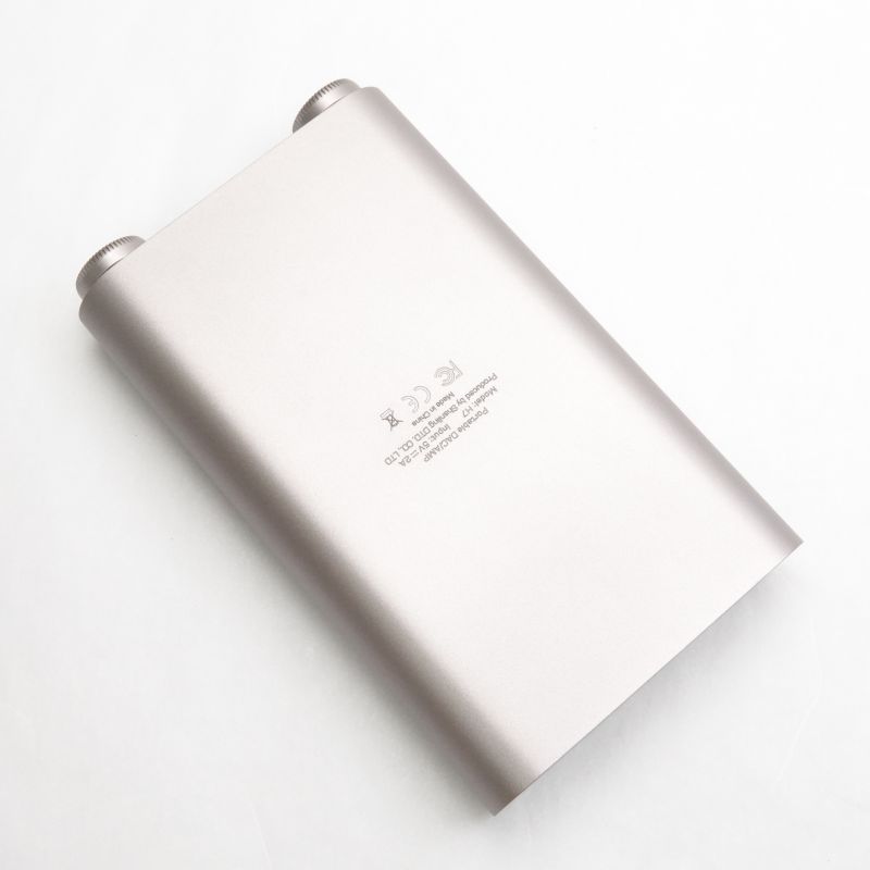 H7 Titanium（チタニウム）