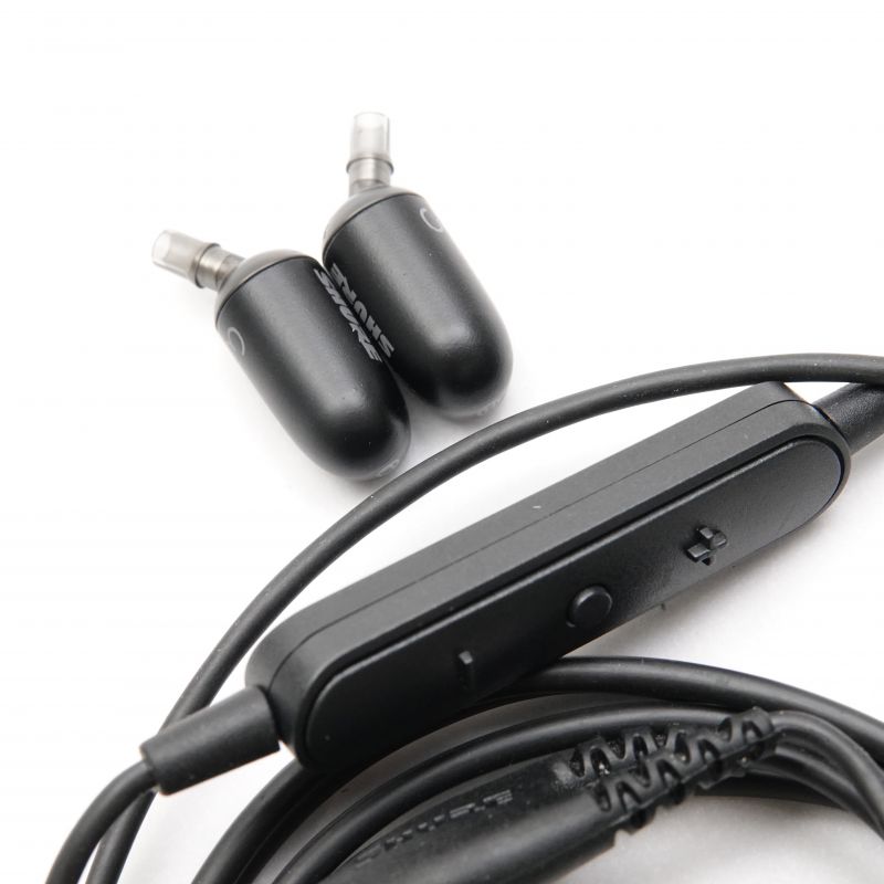 AONIC 3 [SE31BABK+UNI-A]