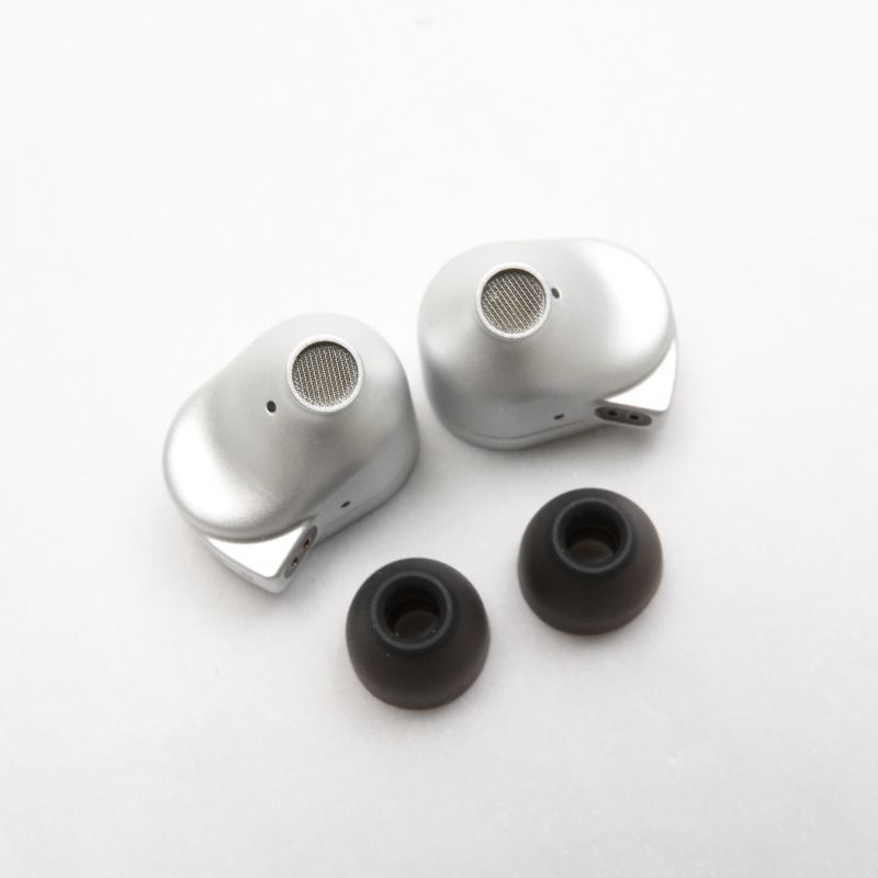 S08 - Silver