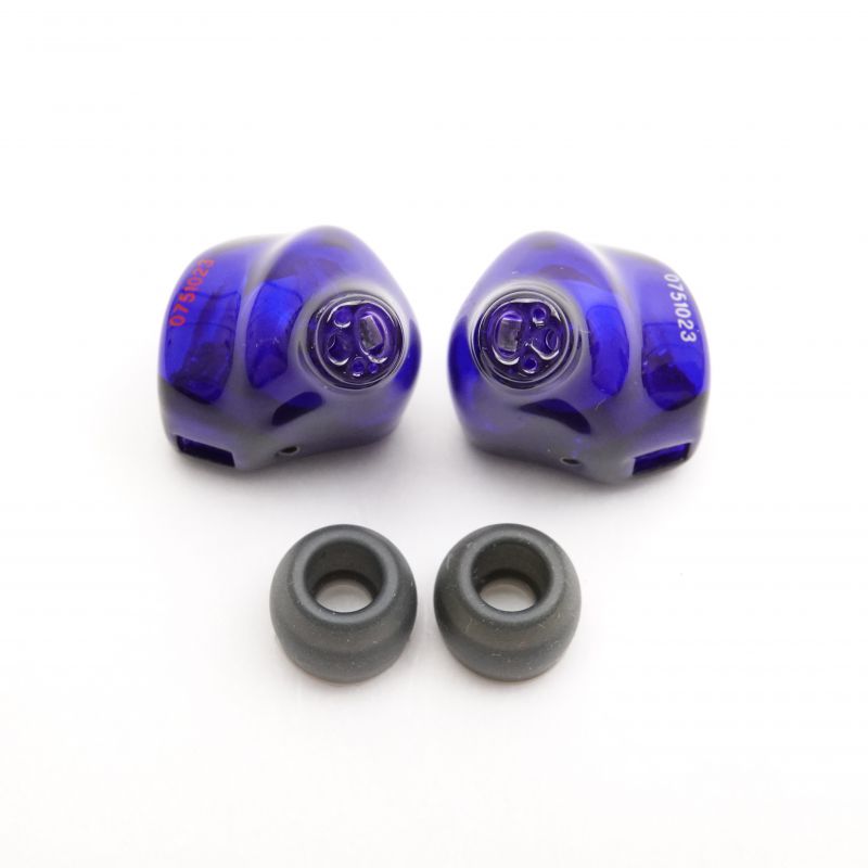 Oriolus Monachaa（ほぼ新品） Oriolus Monachaa」独自クアッドダイナミックドライバー構成が