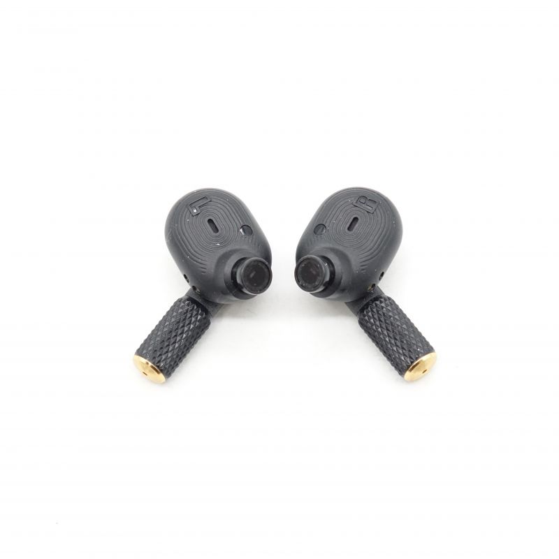 Motif ll A.N.C. Black