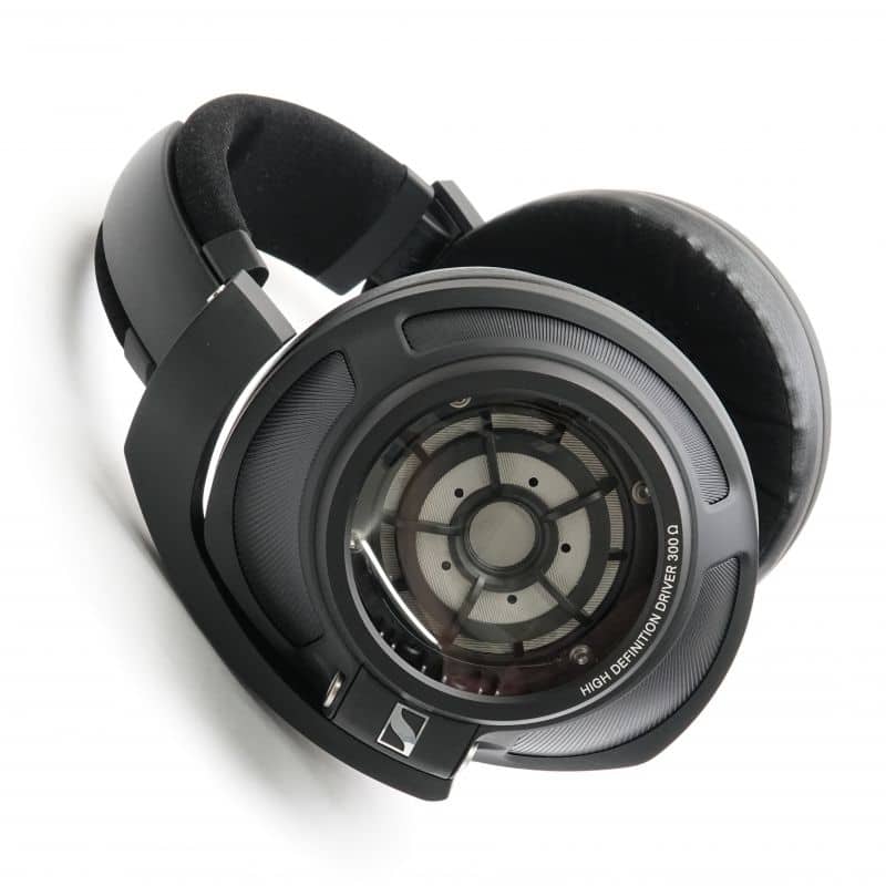 HD 820