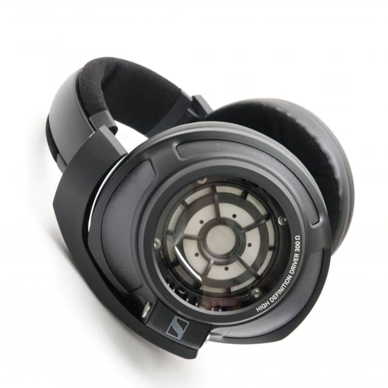 HD 820