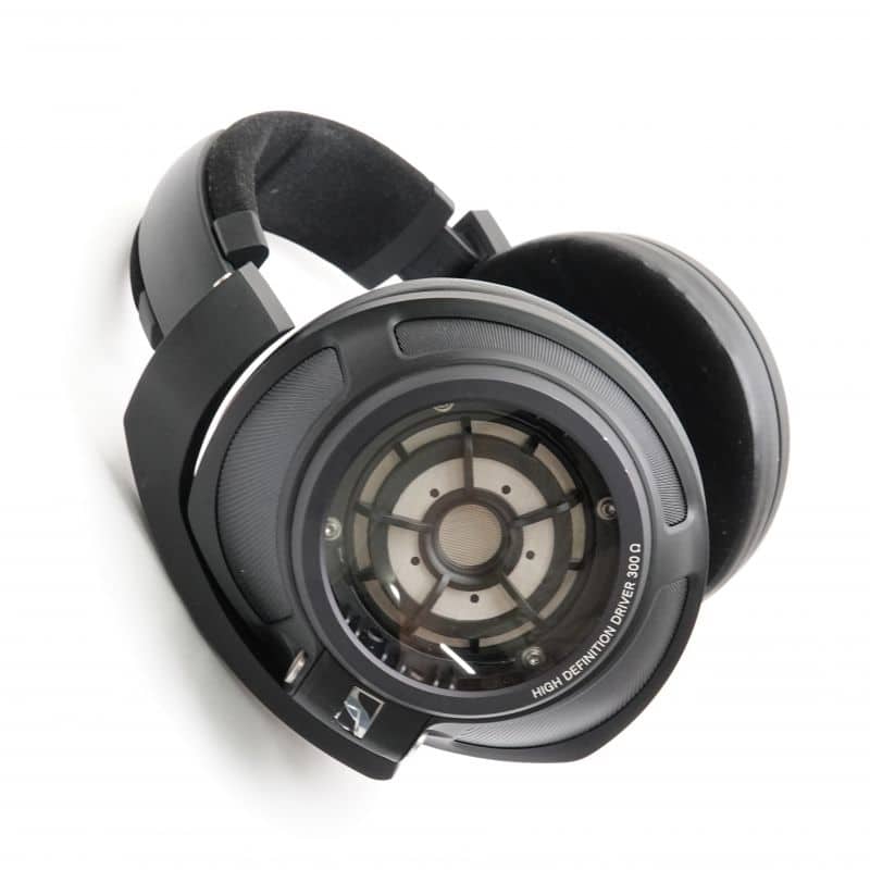 HD 820