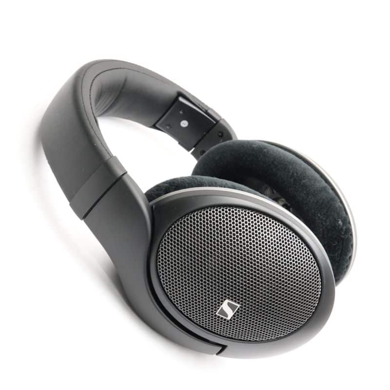 HD 550
