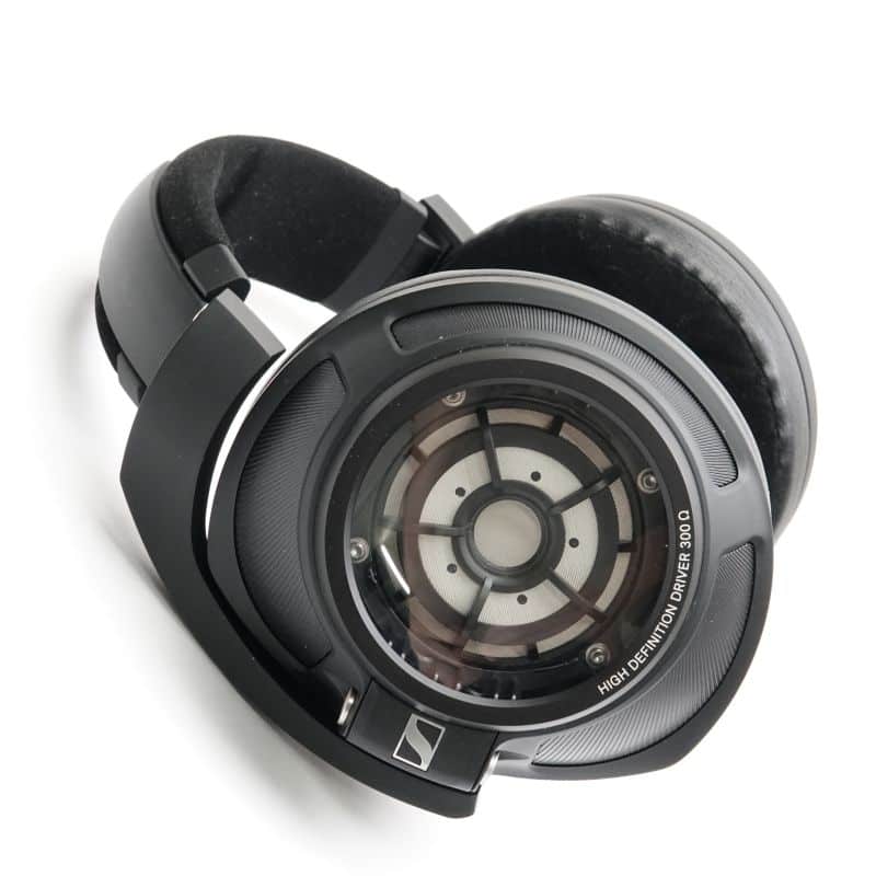 HD 820