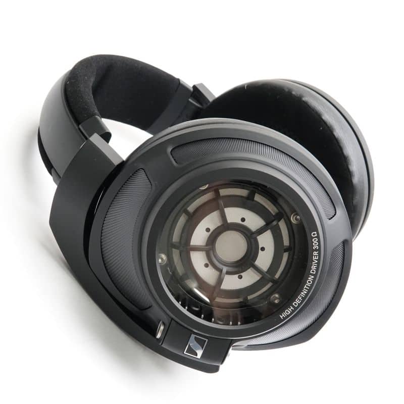 HD 820