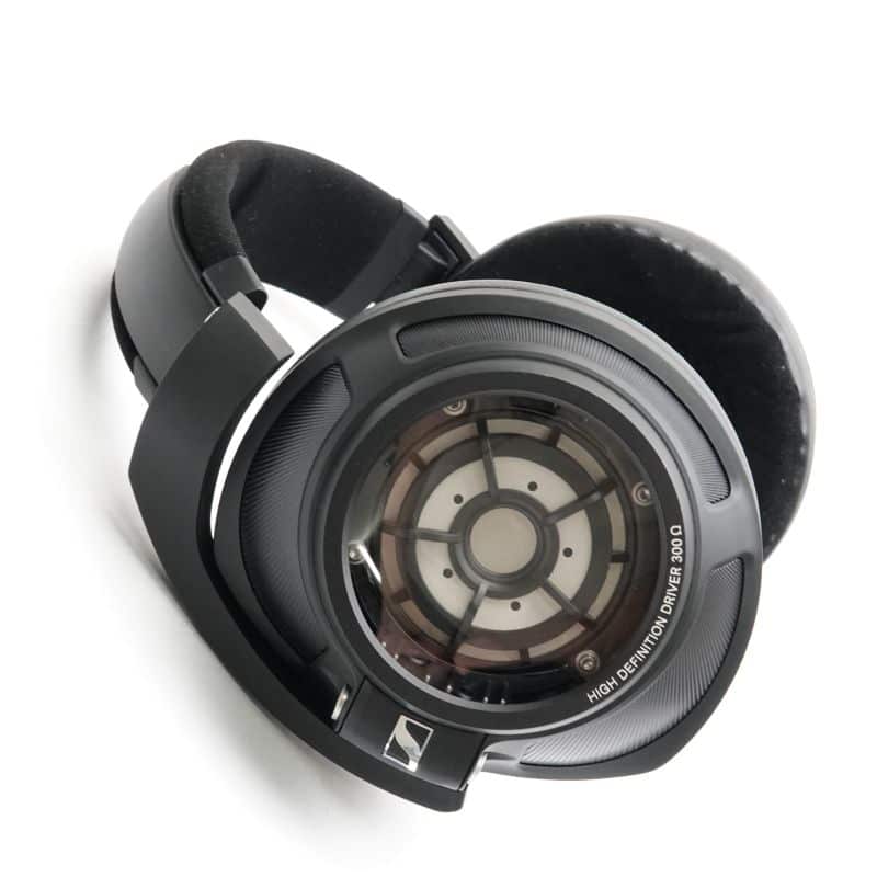 HD 820