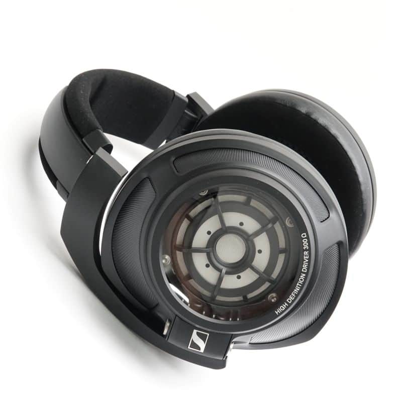 HD 820